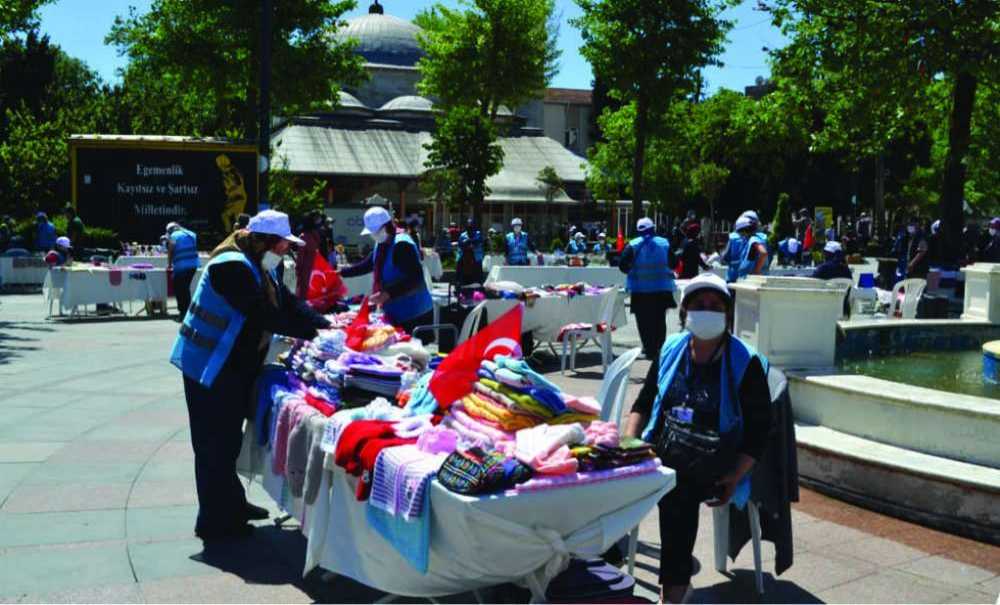 19 Mayıs İçin Hanımeli Çarşısı Kuruldu