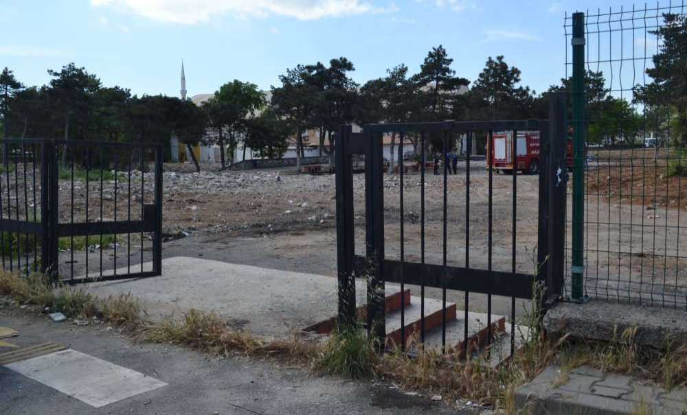 Okul Arazisinde İstenmeyen Görüntü