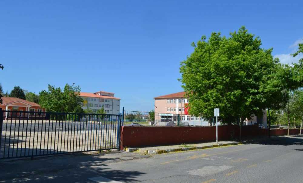 “Okulların Dibinde, Baz İstasyonu İstemiyoruz”