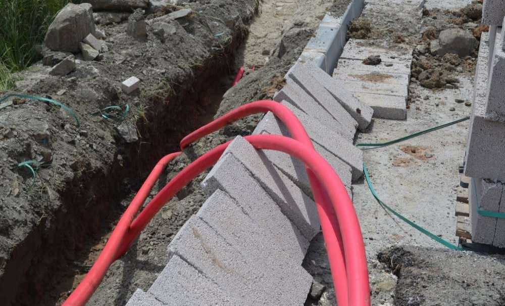 Elektrik Hatları Yer Altına Alınıyor