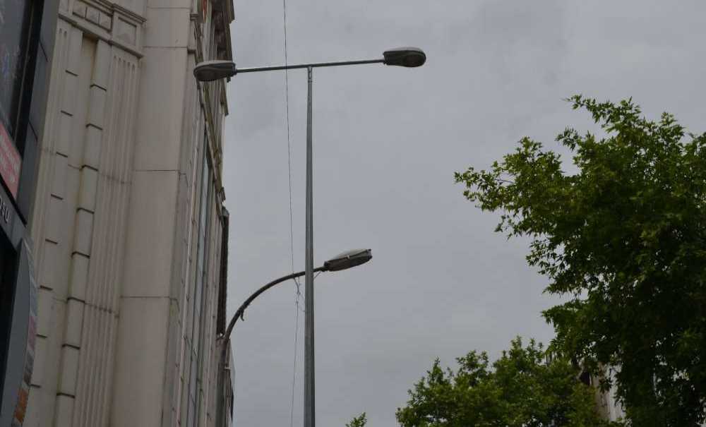 Omurtak Caddesi'nin Aydınlatma Sorunu Çözüldü