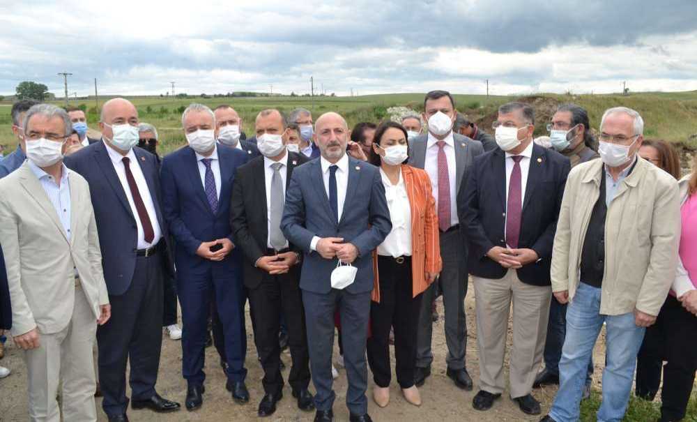 Chp Genel Başkan Yardımcısı Ali Öztunç Ergene Nehri Kenarından Seslendi: “Türkiye'de Çevre Katliamı Yaşanıyor”