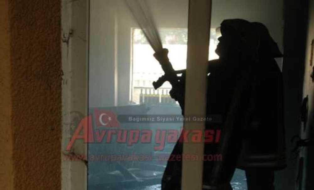 Boşaltılan Binada Yangın Paniği