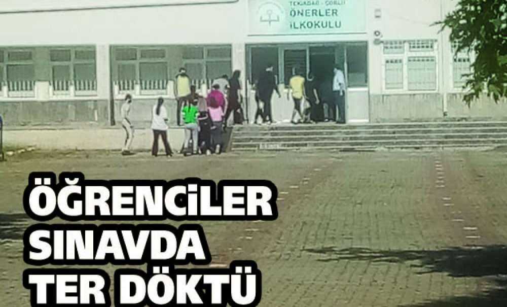 Öğrenciler Sınavda Ter Döktü