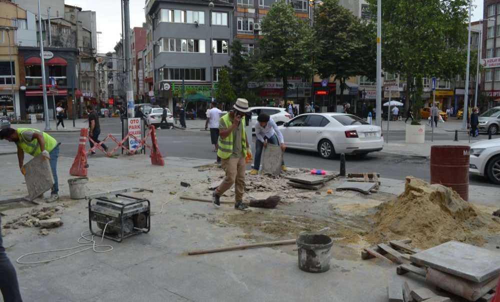 Kaldırımlar Nihayet Yenileniyor