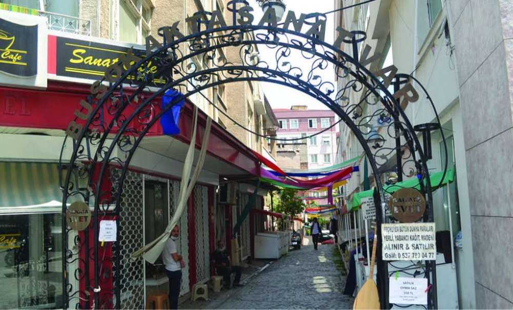 Tezgâhlardan Sonra Tag'da Kaldırıldı