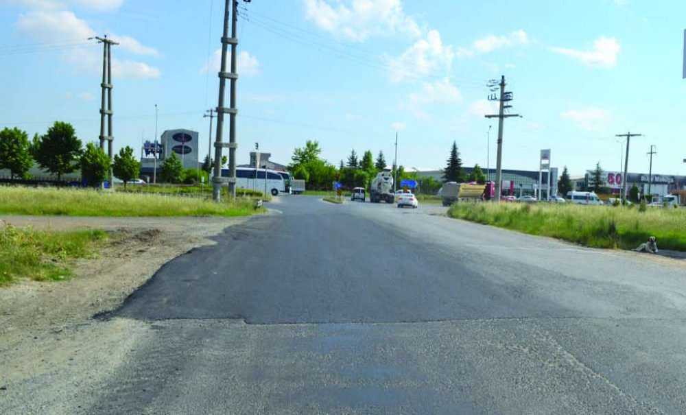 Haberimizden Sonra Yolun Asfaltı Atıldı