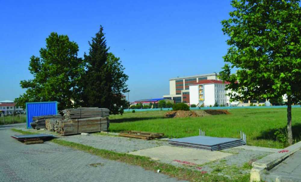 Asansörlü Üst Geçit Projesi Başladı