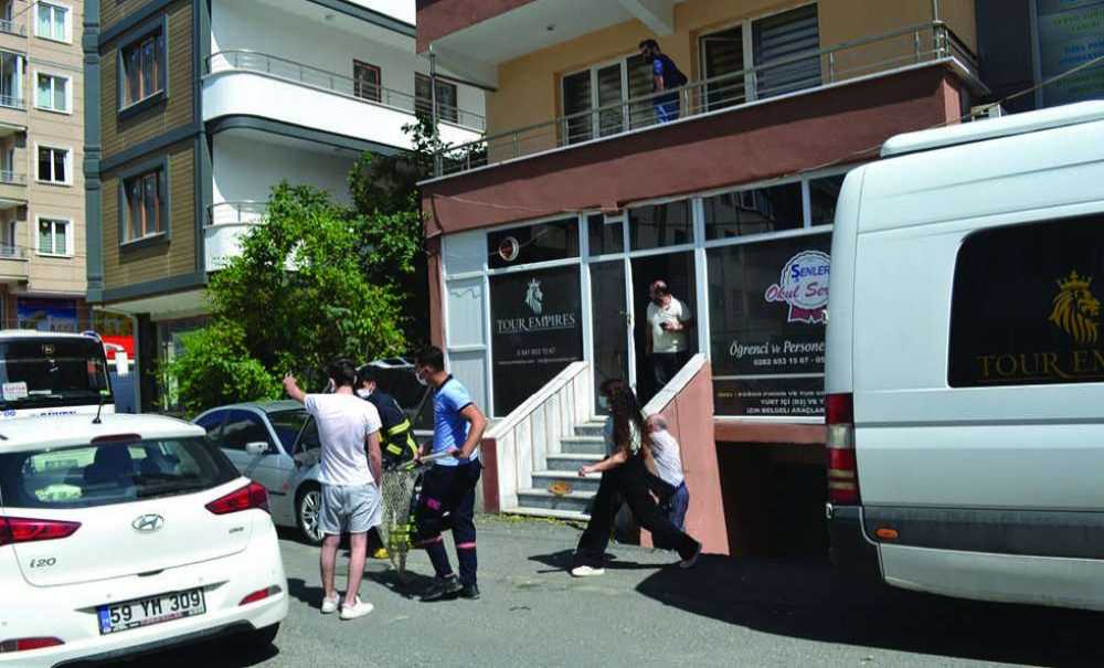 Yavru Kediyi Kurtarmak İçin Büyük Uğraş Verildi