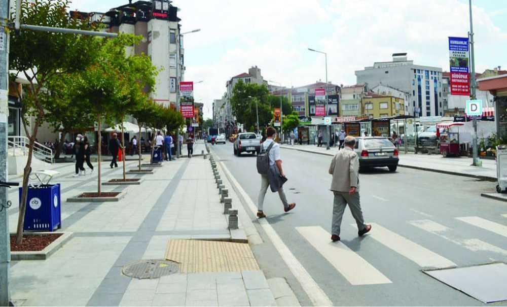 Esnaf Normale Dönmeye Başladı