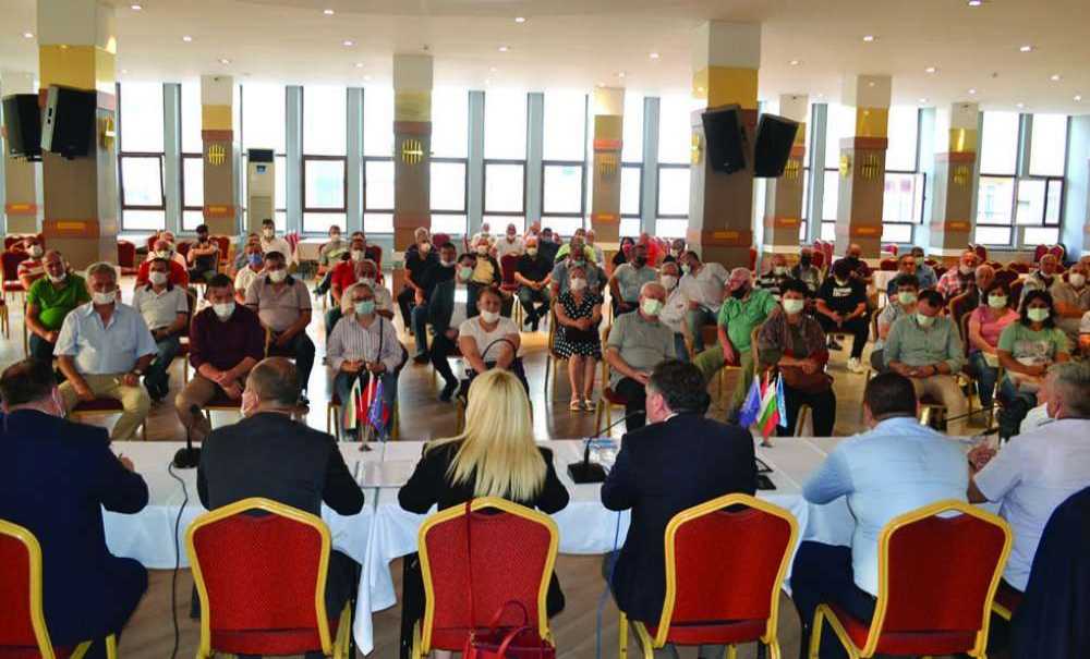 Soydaşlarımız Yaşadıkları Sorunları Dile Getirdi