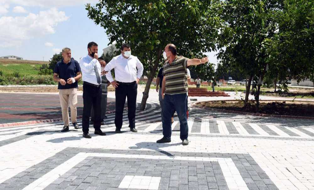 Baki Sokak'taki Parkta Çalışmaları İnceledi