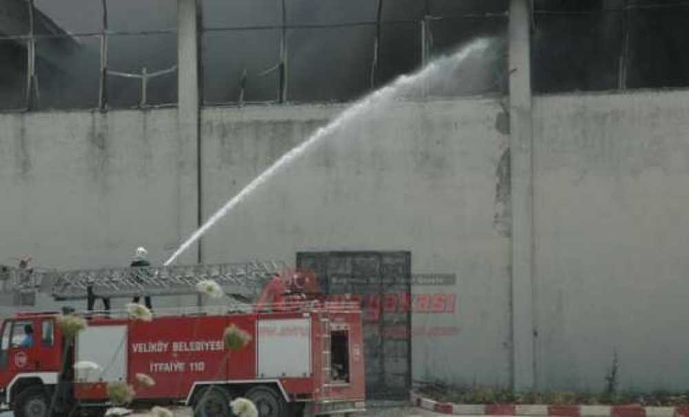 Çorlu`da Fabrika Yangını