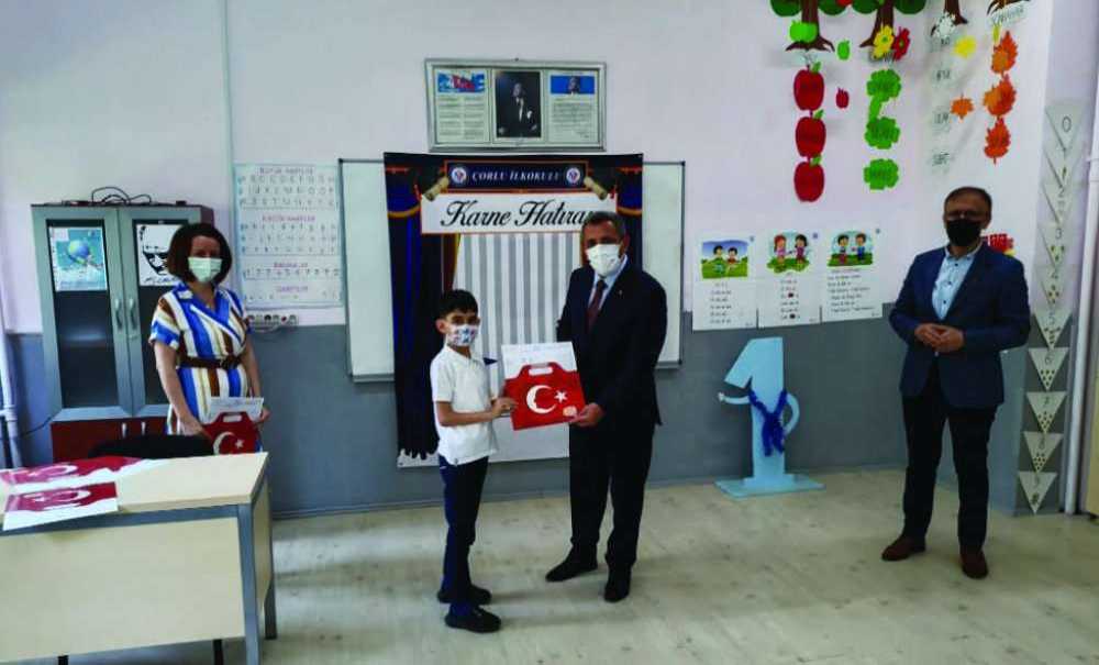 Çorlu'da 51 Bin 522 Öğrenci Karne Heyecanı Yaşadı
