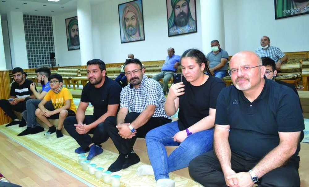 Cem Evi'nde Anma Programı Düzenlendi