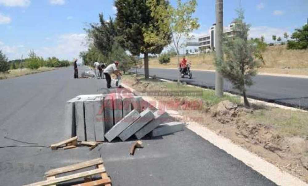 Yeni Sanayi Sitesi'nde Yol Yapımı Sürüyor