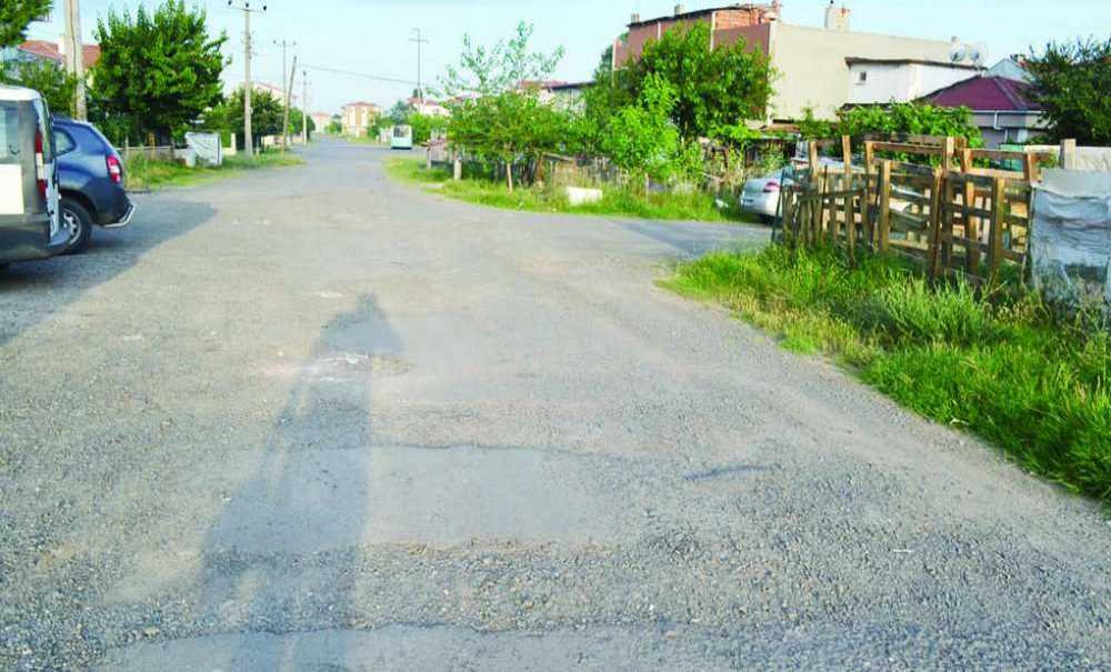 Havuzlar Mahallesi'nin Arka Sokakları İlgi Bekliyor