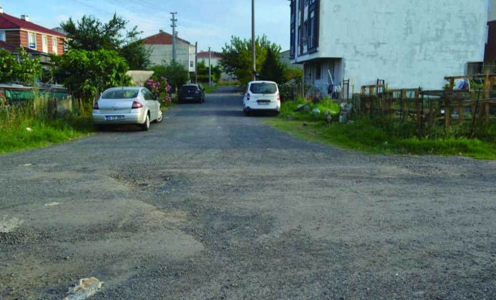 Havuzlar Mahallesi'nin Arka Sokakları İlgi Bekliyor