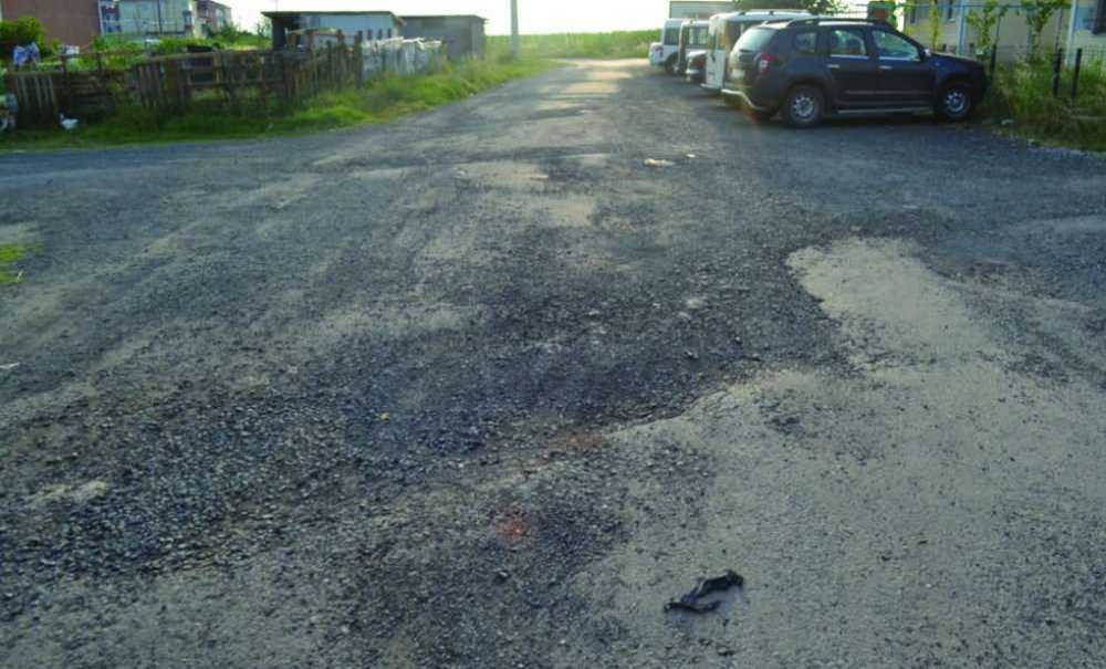 Havuzlar Mahallesi'nin Arka Sokakları İlgi Bekliyor