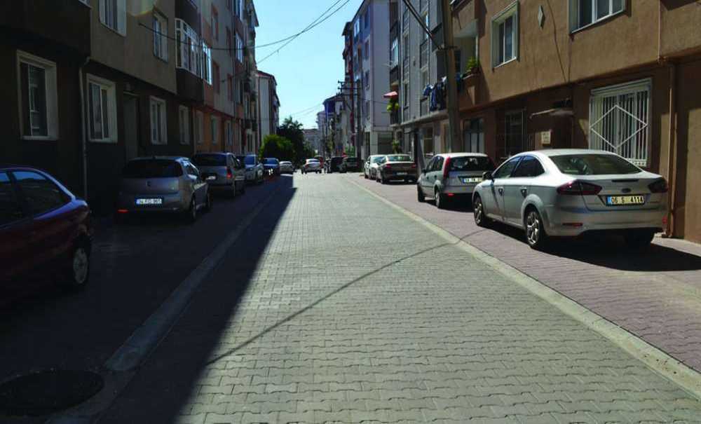 Mahalleli Yapılan Yollardan Memnun