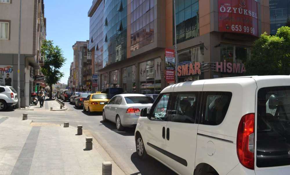 Bayram Öncesi Trafik Yoğunluğu Yaşandı