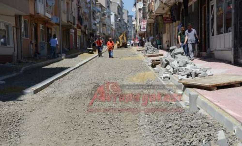 Ara Sokaklara Parke Taşı