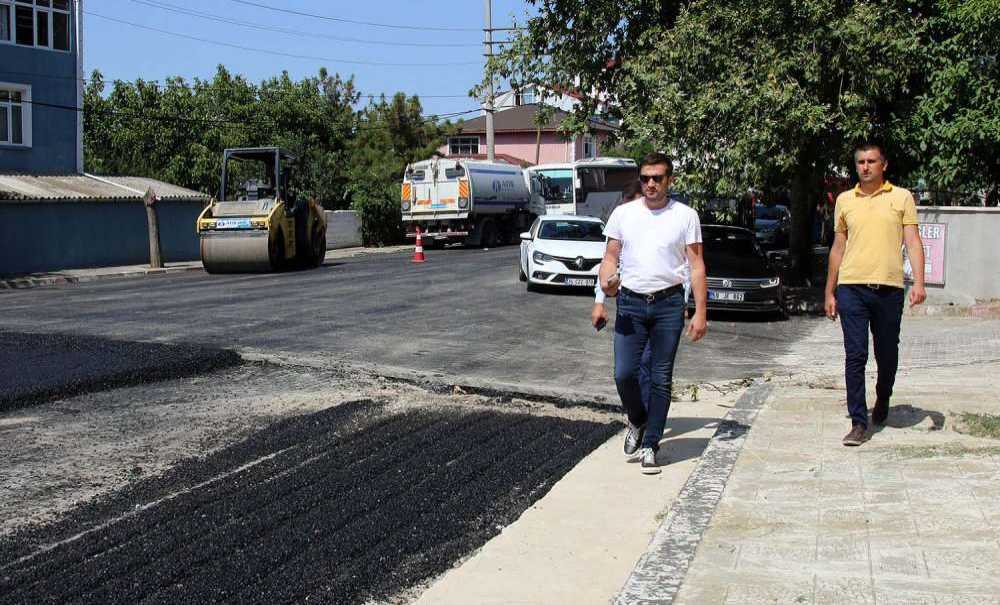 Başkan Akay, Asfaltlama Çalışmalarını İnceledi
