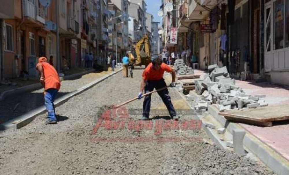 Ara Sokaklara Parke Taşı