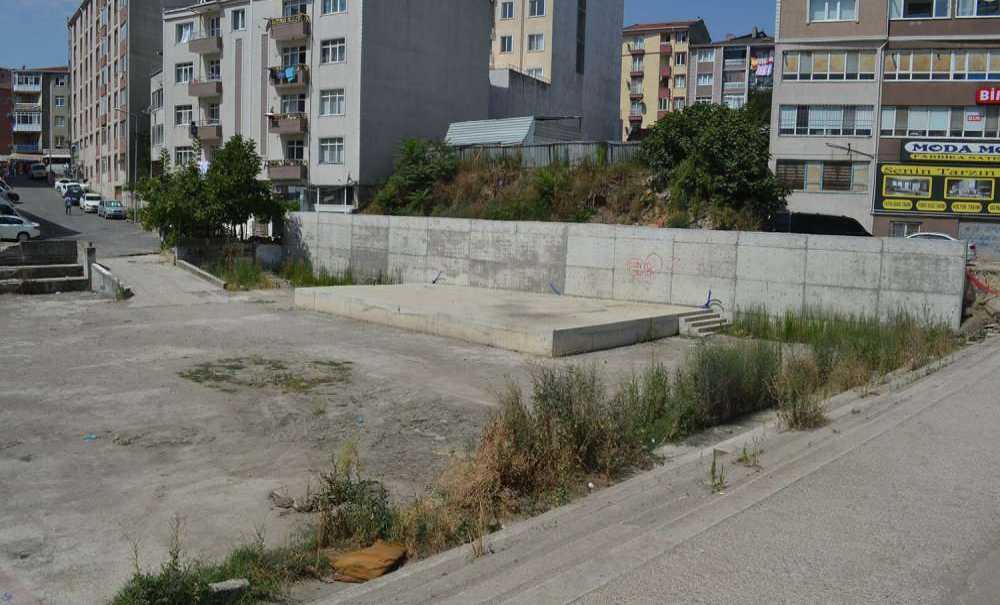 Amfi Tiyatrodaki Çalışmalar Bir Türlü Bitirilemedi!