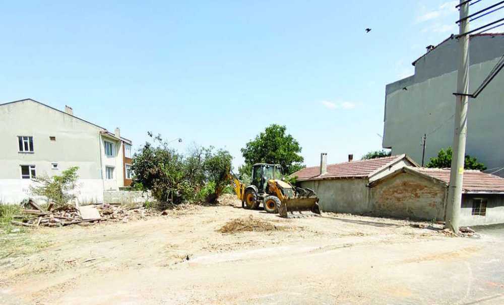 Aylar Sonra Nihayet Yıkıldı