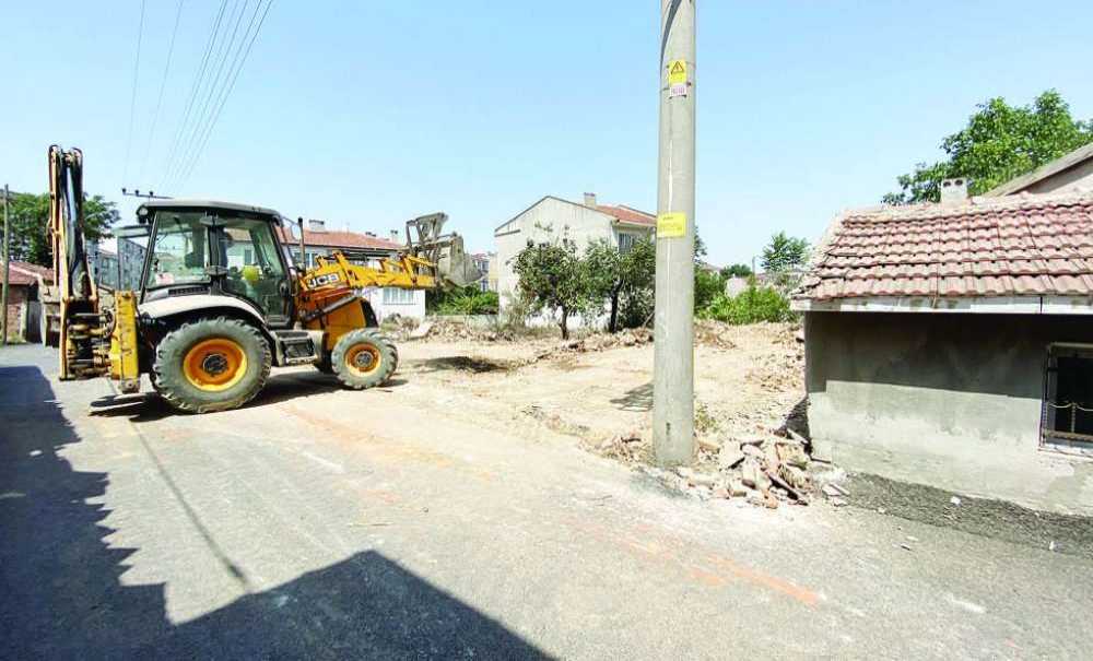 Aylar Sonra Nihayet Yıkıldı