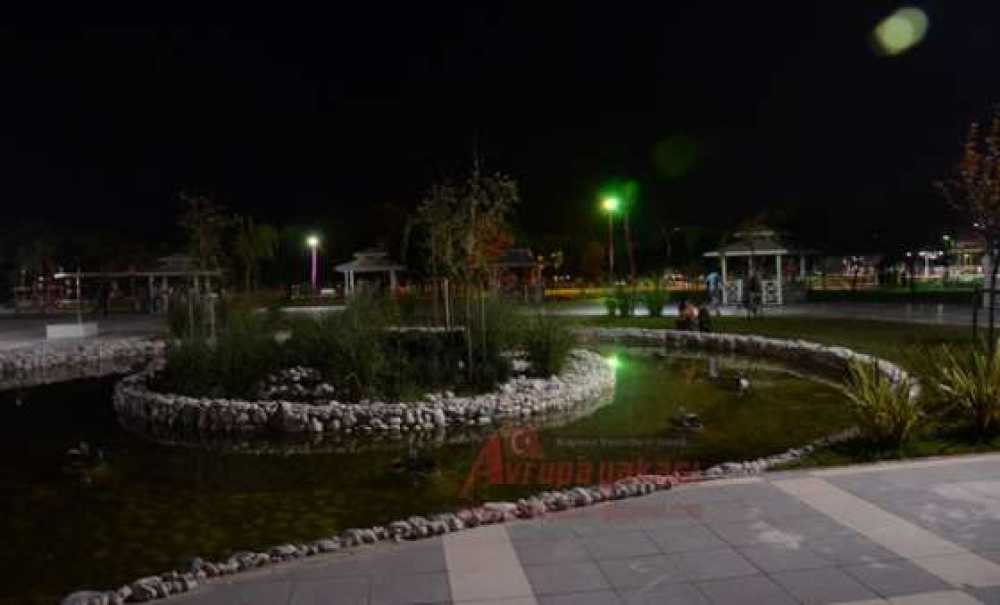 Cumhuriyet Parkı İmrendiriyor