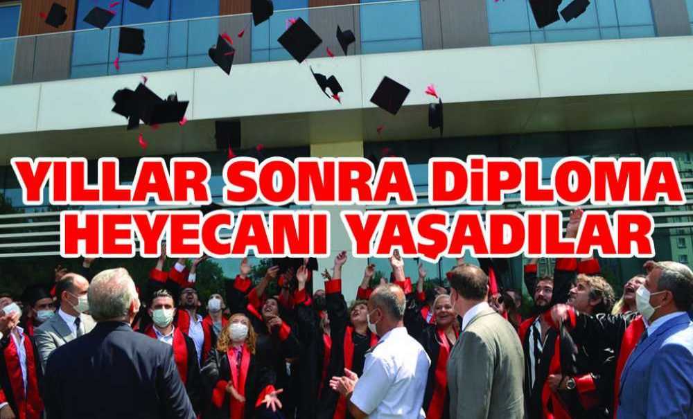 Yıllar Sonra Diploma Heyecanı Yaşadılar