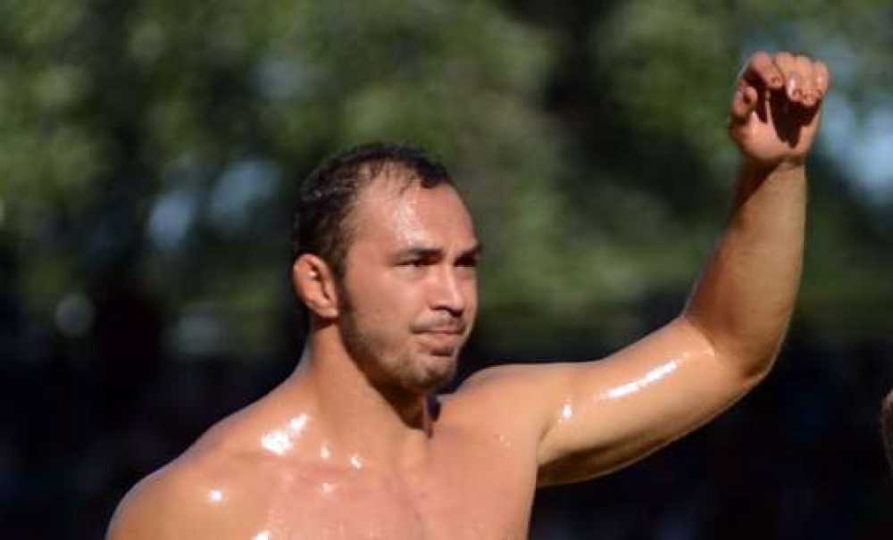 Başpehlivan Ali Gürbüz Oldu