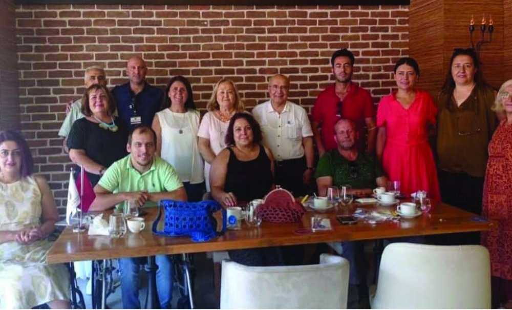 Sanatseverler Dayanışma Kahvaltısında Bir Araya Geldiler