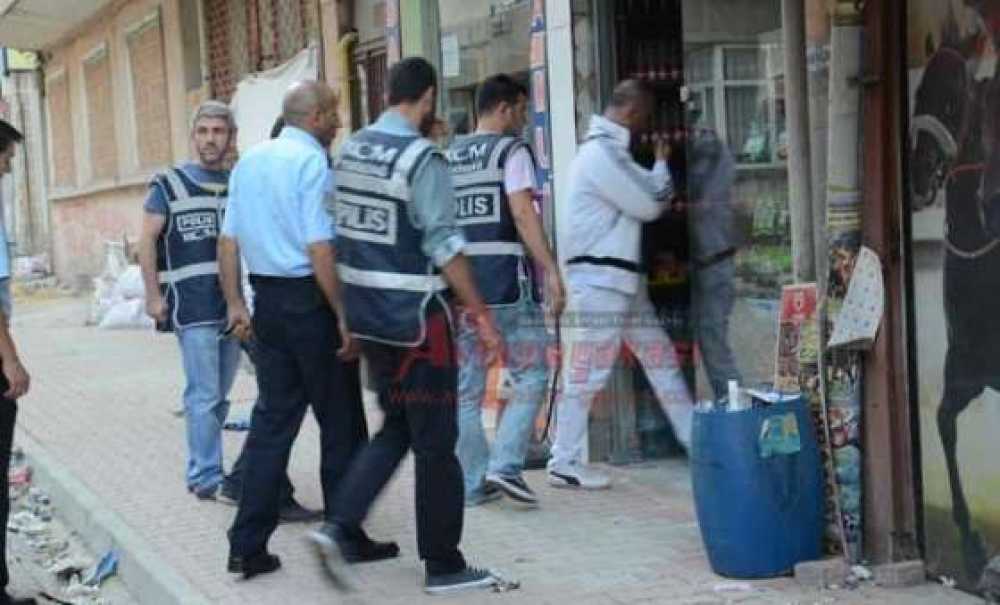 Sigara Satıcılarına Şafak Baskını