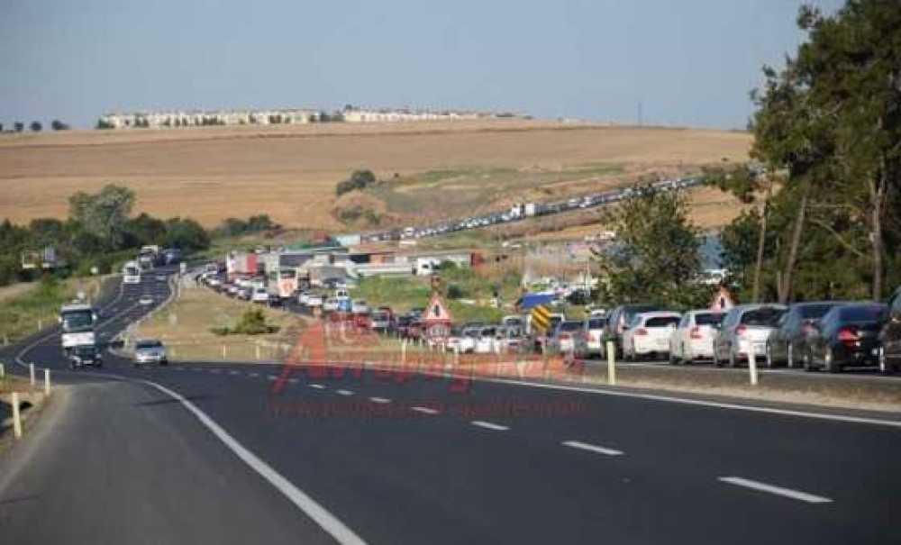 Tatilcilere Trafik Eziyeti