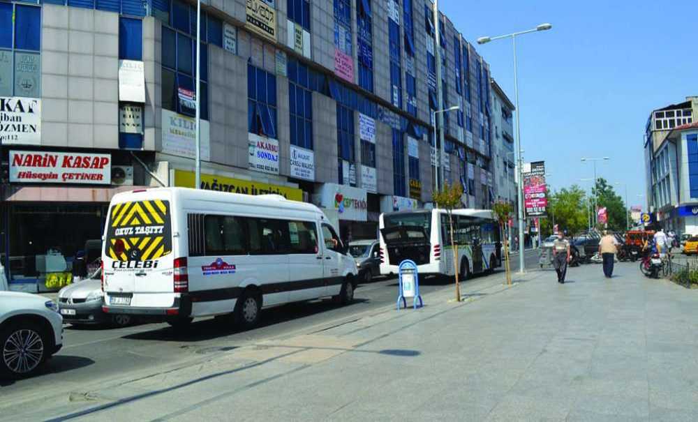 Tekpark Yolda Kaldı!