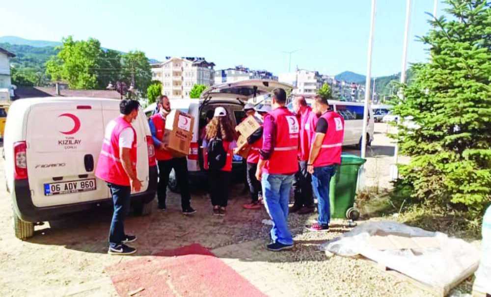 Kızılay, Sel Felaketinin Yaşandığı Sinop'a Gitti