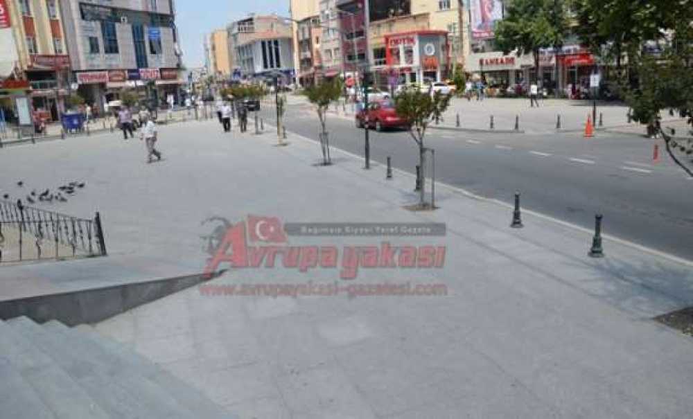 Sokaklar Boş Kaldı