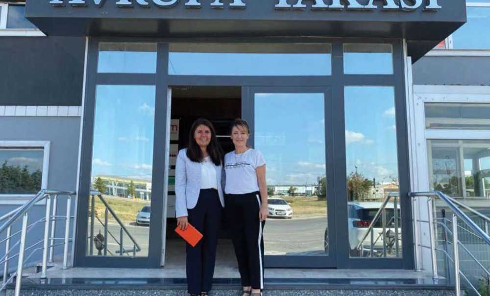 Kadın Meclisi Adayı Nevcihan Kale, Selda Er'i Ziyaret Etti