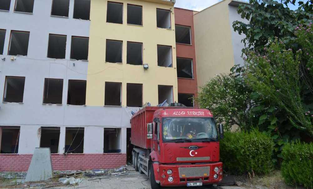 Çorlu'da Tekli Eğitim Hayal Oldu!