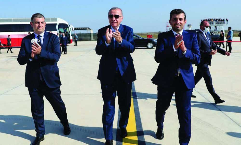 Cumhurbaşkanı Erdoğan Çorlu'da Tiha'yı Selamladı