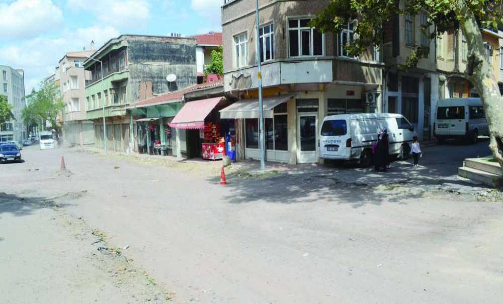 “Kapı Pencere Açamaz Olduk!”