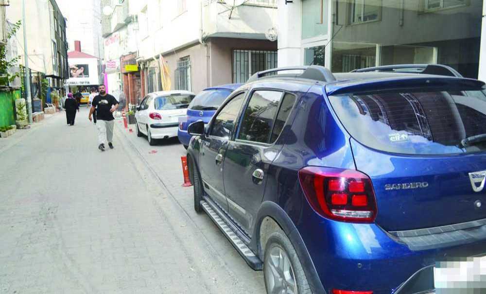 Dubaları Kırmışlar, Kolayca Park Edebiliyorlar