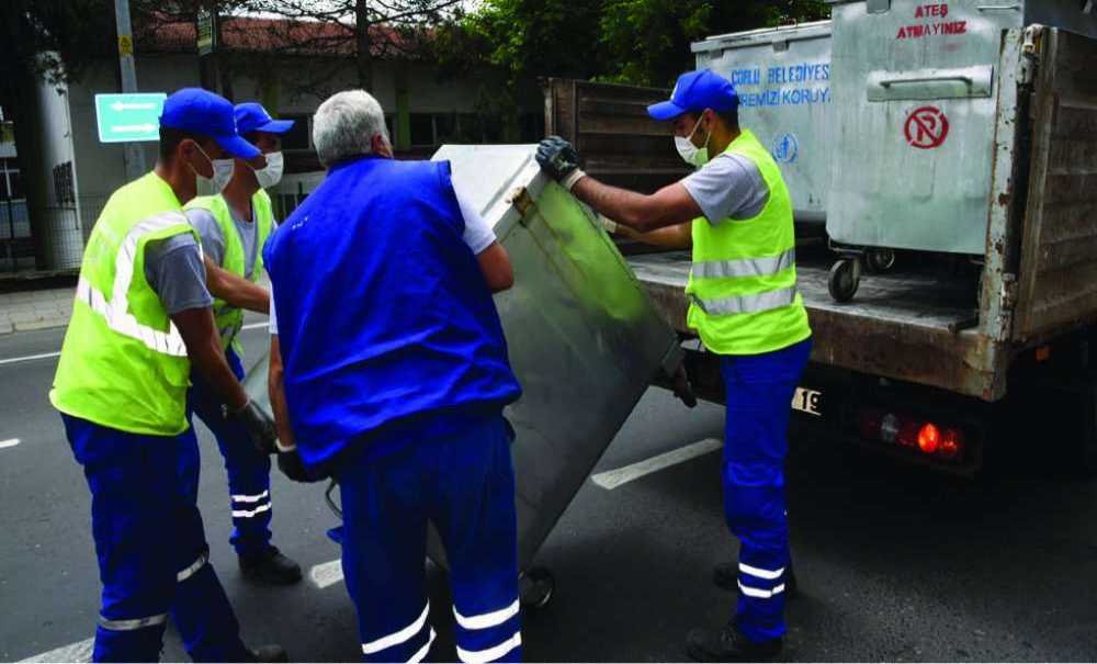 Temizlik İşlerinde Çalışmalar Sürüyor