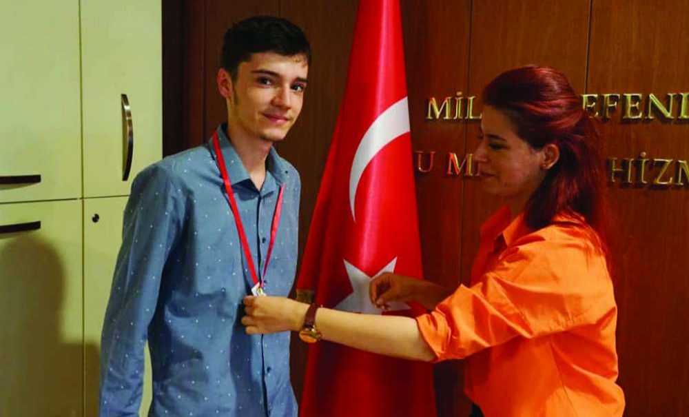 Ergene Belediyesi Başarıyı Ödüllendiriyor