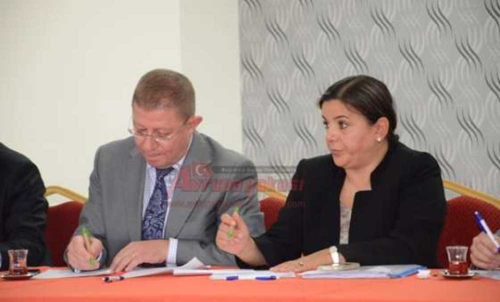 Maaşlar Vakıfbank'tan