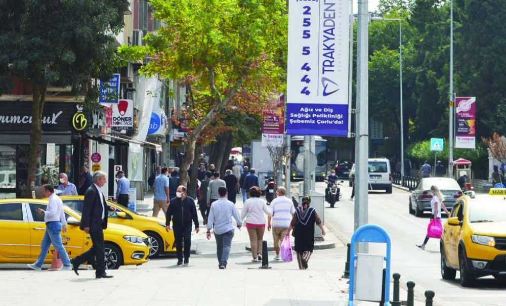 Bazı Vatandaşlar Önlemlere Dikkat Etmiyor