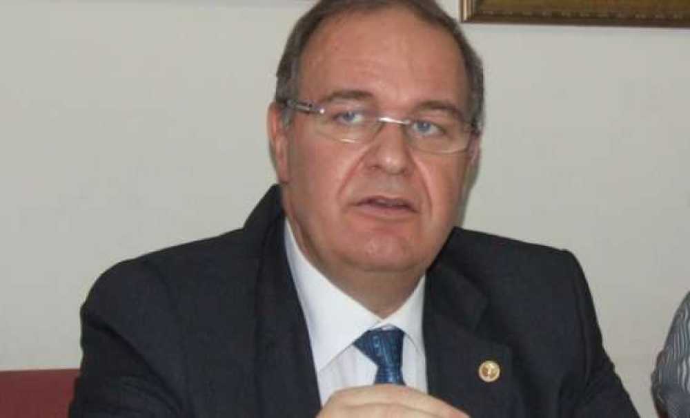 Chp'li Öztrak: “Ekonominin Makyajı Akıyor”